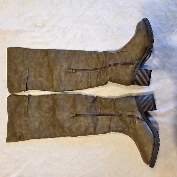 Knee High Boots Rue 21 Size Small 6/7 Womens Fall Fashion Winter - Picture 2 of 16